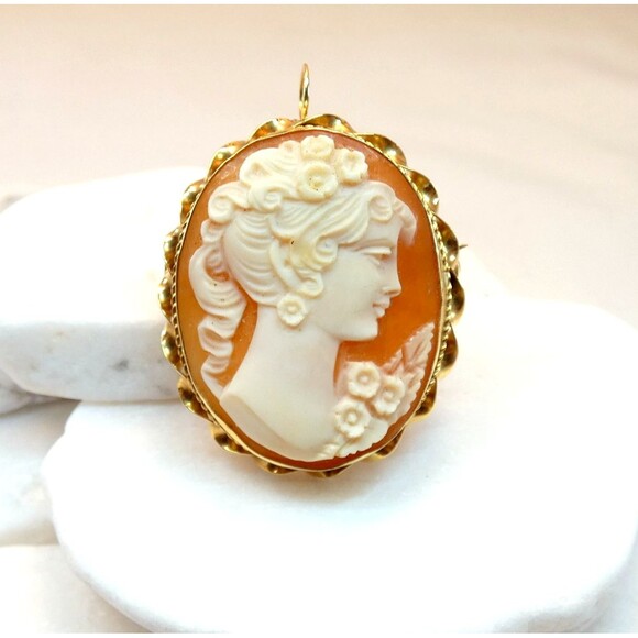 Vintage 14K Yellow Gold Cameo Pendant/Pin Hand Carved Mint Condition 6.2g - Picture 8 of 9